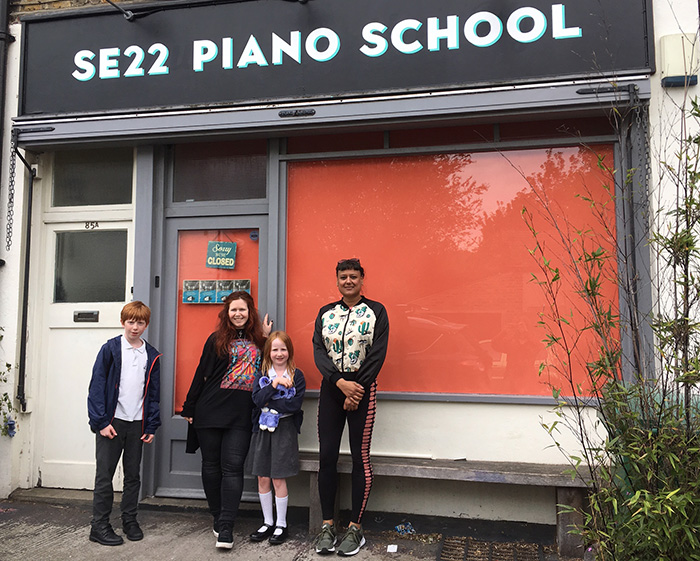 Piano Teacher East Dulwich 
Could you earn a living from teaching the piano?